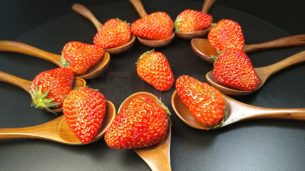 成人在线高清不卡免费视频海报