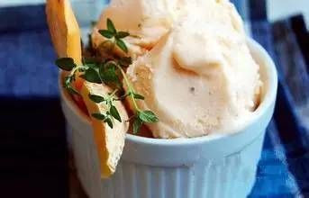 TS人妖 表演模式、人妖而非娱乐变声海报